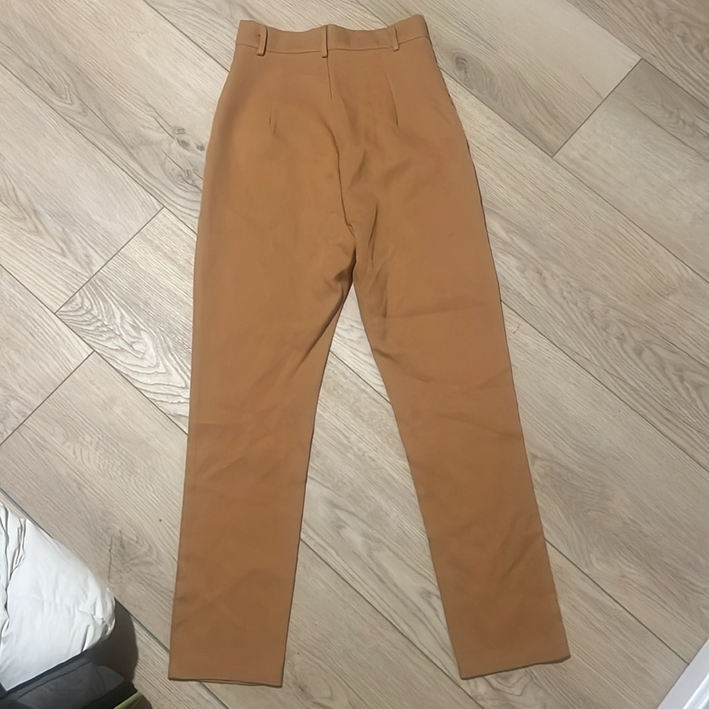 In The Style 2-Piece Suit Blazer & High Waist Pants Camel Color Size 6 XS - Picture 9 of 14